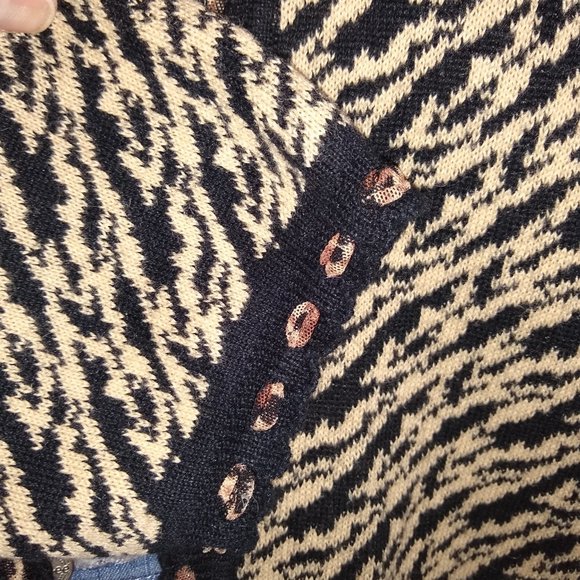 Breckenridge Petite Animal Print Cardigan Sweater Size Large Petite - Picture 6 of 11